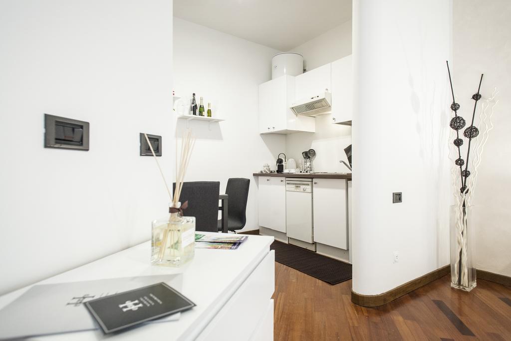 Hemeras Boutique Homes - Design Apartments In Milan Center מראה חיצוני תמונה